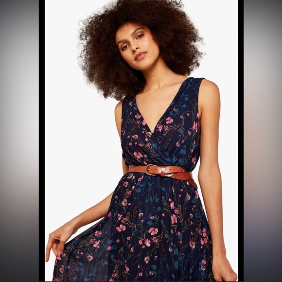 APRICOT Dresses & Skirts - APRICOT Navy Floral Midi Dress
